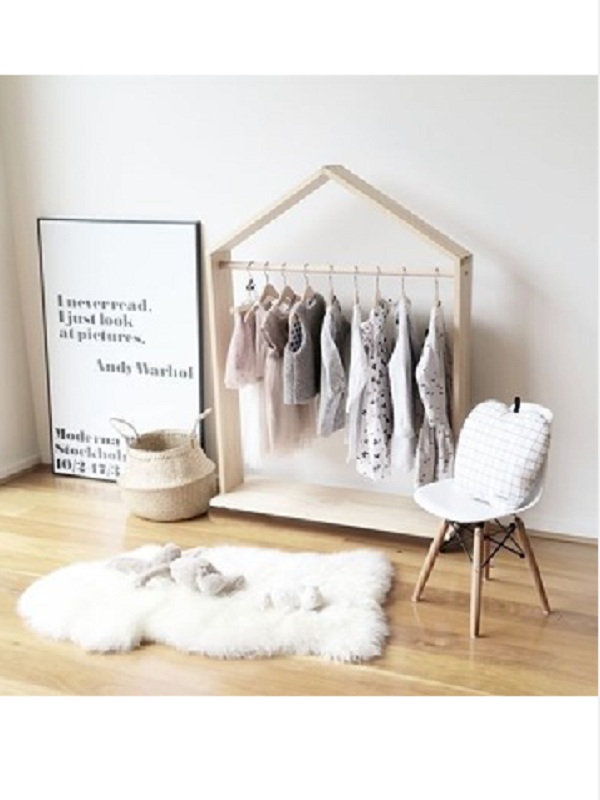 MİNA AHŞAP MONTESSORİ ASKILIK