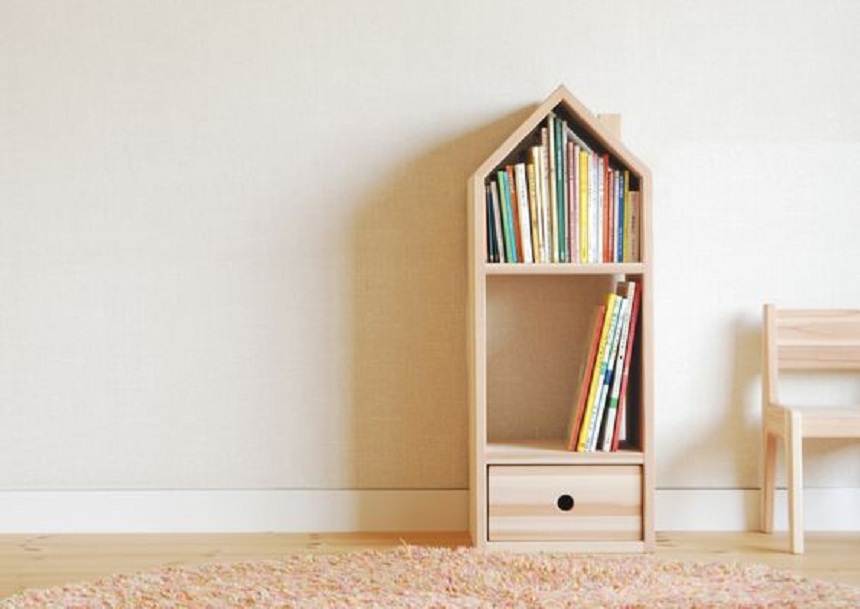 Saka Doğal Masif Ahşap Montessori Kitaplık